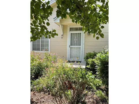 12123 E 2nd Dr, Aurora, CO 80011 photo 3