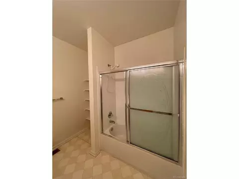 12123 E 2nd Dr, Aurora, CO 80011 photo 14