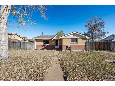 1450 S Yarrow St, Lakewood, CO 80232