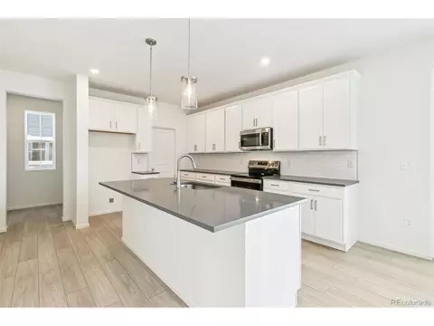 20915 E 61st Dr, Aurora, CO 80019 photo 11