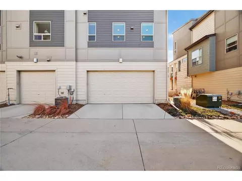 Exterior - 7959 E 54th Pl, Denver, CO 80238 photo 3 of 3