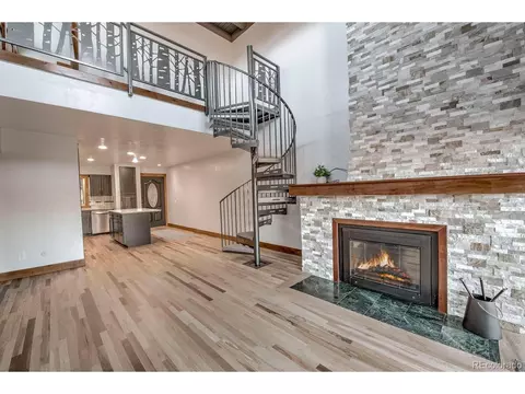 21 Buffalo Dr #215, Silverthorne, CO 80498