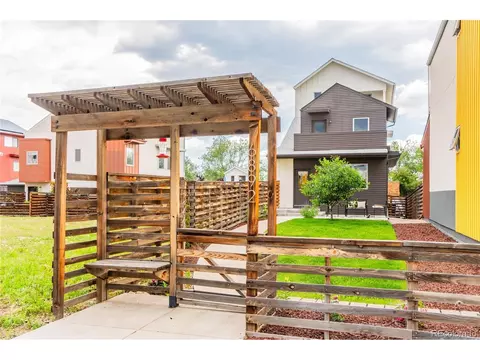 Undisclosed, Arvada, CO 80007