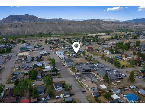 411 Eagle Ave, Kremmling, CO 80459