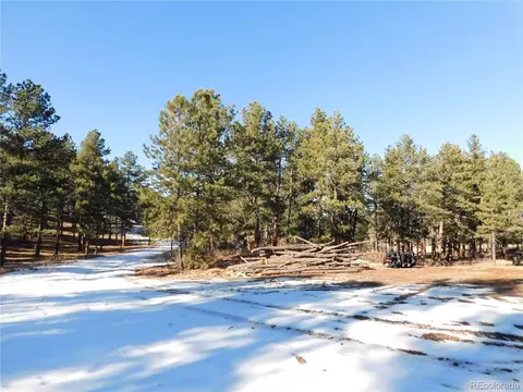 2329 Kinnikinnik Dr, Larkspur, CO 80118