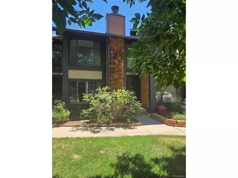 1288 S Carson Way, Aurora, CO 80012
