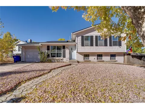 2477 S Mobile St, Aurora, CO 80013