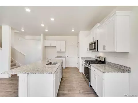 810 Crest St, Lochbuie, CO 80603 photo 12