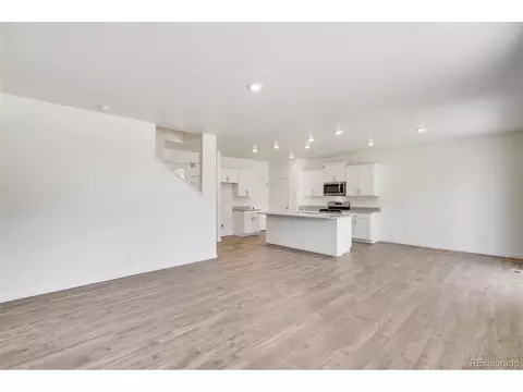 810 Crest St, Lochbuie, CO 80603 photo 4