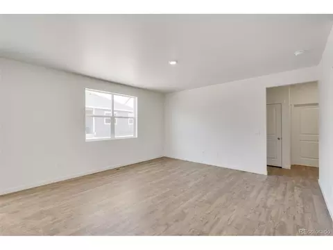 810 Crest St, Lochbuie, CO 80603 photo 7