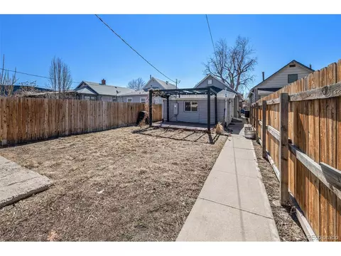 605 Elk Pl, Denver, CO 80216 photo 21