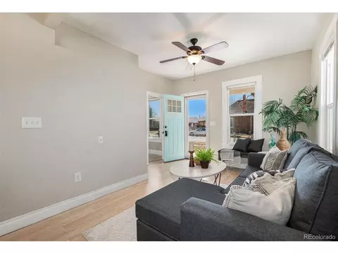 605 Elk Pl, Denver, CO 80216 photo 3
