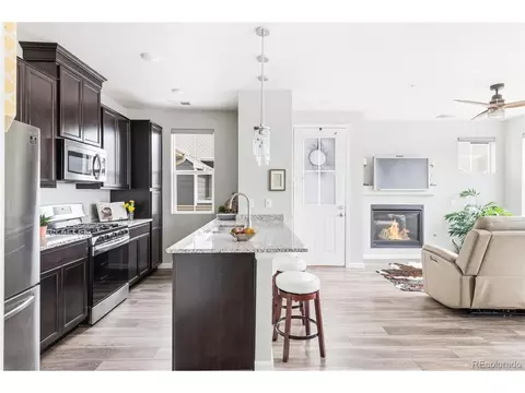 Kitchen - 23545 E Platte Dr #E, Aurora, CO 80016 photo 2 of 3