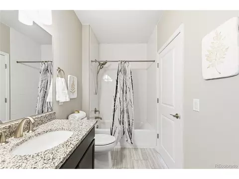 Bath - 23545 E Platte Dr #E, Aurora, CO 80016 photo 2 of 2