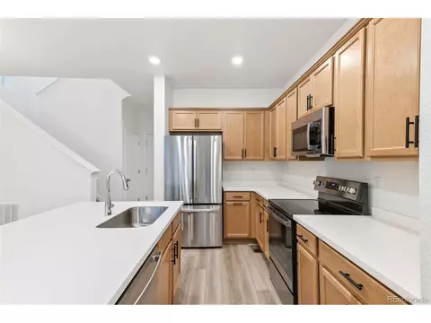 Kitchen - 23920 E 34th Ave, Aurora, CO 80019 photo 5 of 5