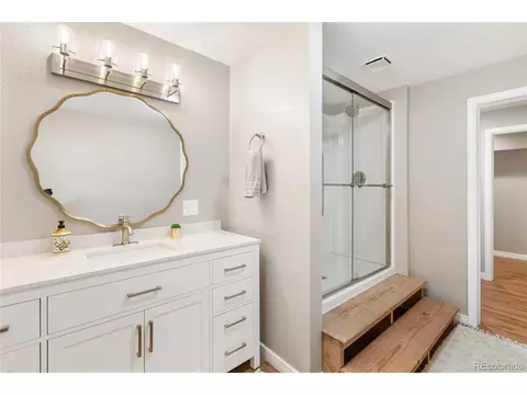 Bath - 356 Spring Valley Dr, Divide, CO 80814 photo 5 of 6