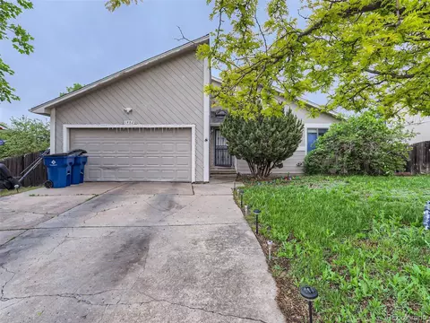 1482 S Chambers Cir, Aurora, CO 80012