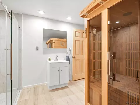 Bath - 74 Silver Lode Cir, Dumont, CO 80436 photo 3 of 3