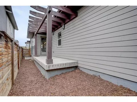 Undisclosed, Aurora, CO 80010 photo 15