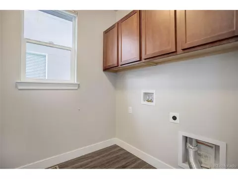 Undisclosed, Aurora, CO 80010 photo 17