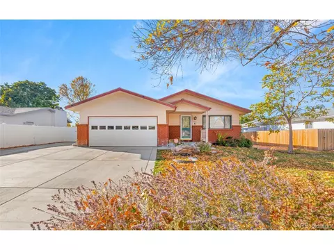 2219 Mountair Ln, Greeley, CO 80634