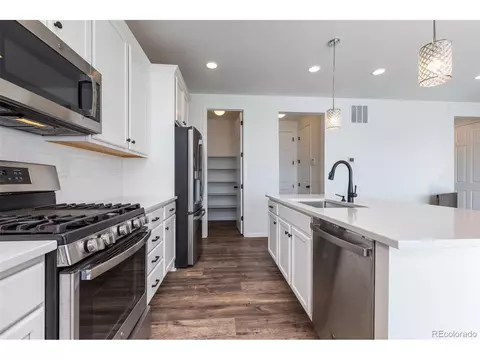 6461 Dry Fork Cir, Frederick, CO 80516 photo 4