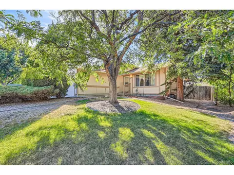 16065 E Oxford Dr, Aurora, CO 80013