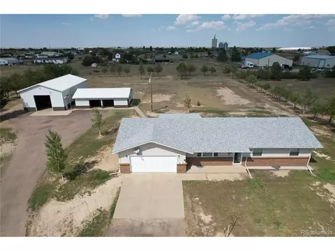 607 E Thomas Ave, Byers, CO 80103