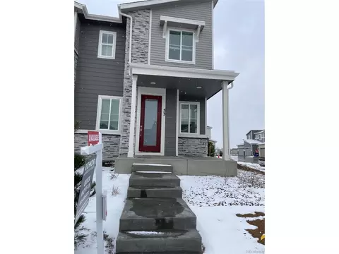33 N Uriah St, Aurora, CO 80018