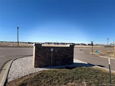 1015 Viewridge Rd, Bennett, CO 80102 photo 5