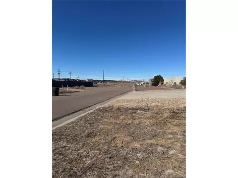 1015 Viewridge Rd, Bennett, CO 80102 photo 2