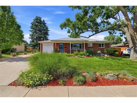 3323 W Monmouth Ave, Englewood, CO 80110