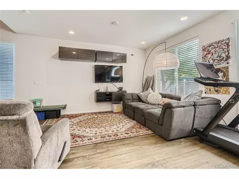 18634 E 47th Ave, Denver, CO 80249 photo 5