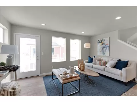 45012 Sunflower Ln, Bennett, CO 80102 photo 9