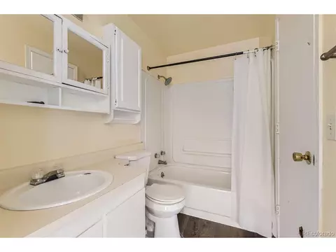 17632 E Temple Dr, Aurora, CO 80015 photo 9