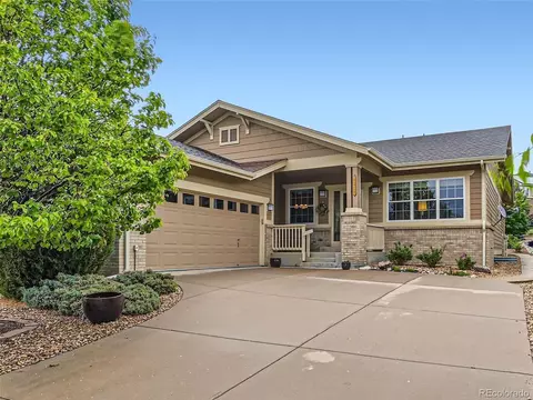 8230 S Valdai Ct, Aurora, CO 80016