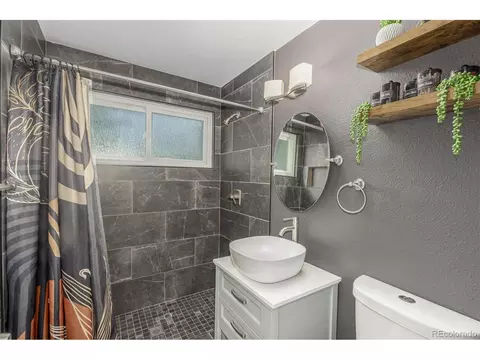 Undisclosed, Aurora, CO 80010 photo 34