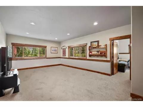 560 Two Cabins Dr, Silverthorne, CO 80498 photo 24