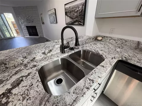 2280 S Jasper Way #B, Aurora, CO 80013