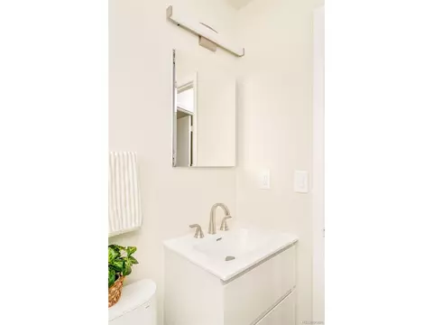 Bath - 3595 E 89th Ave, Thornton, CO 80229 photo 1 of 3