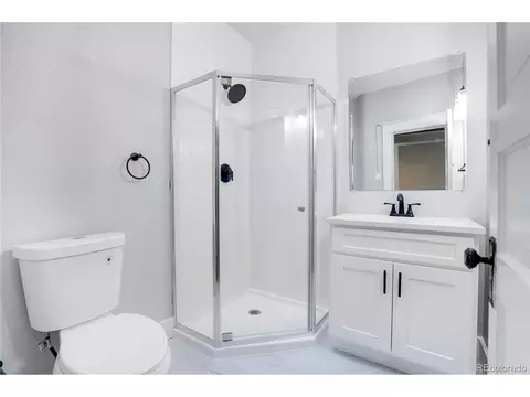 3021 E 10th Ave, Denver, CO 80206 photo 5