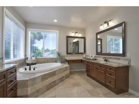 10039 Longview Dr, Lone Tree, CO 80124 photo 21