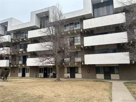 384 S Ironton St #102, Aurora, CO 80012