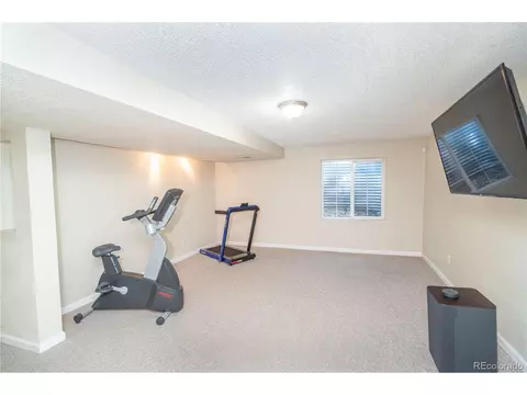 87 Macon Ct, Aurora, CO 80010 photo 24
