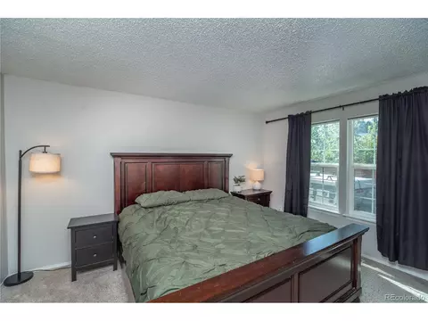 87 Macon Ct, Aurora, CO 80010 photo 11