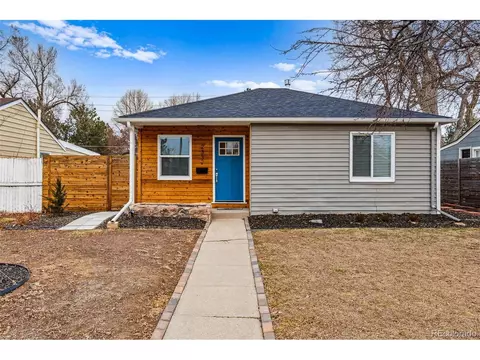 2332 Hanover St, Aurora, CO 80010