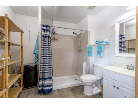 5456 Eagle St, Denver, CO 80239 photo 16