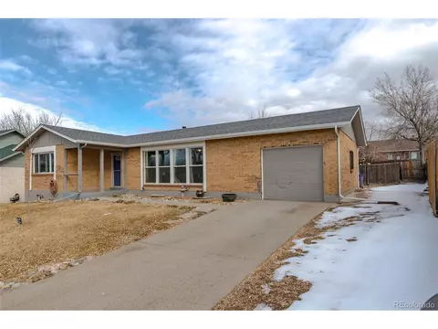 5456 Eagle St, Denver, CO 80239 photo 3