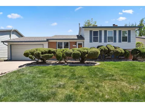 2554 S Laredo Ct, Aurora, CO 80013