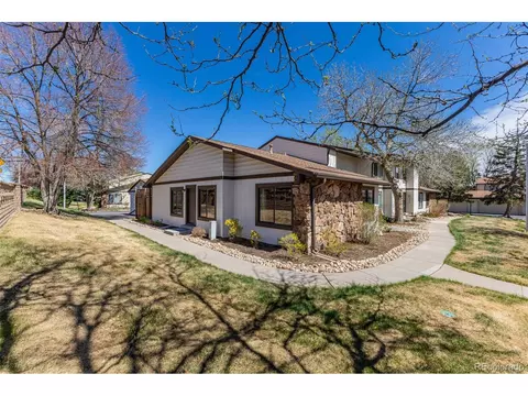 3571 S Kittredge St #E, Aurora, CO 80013